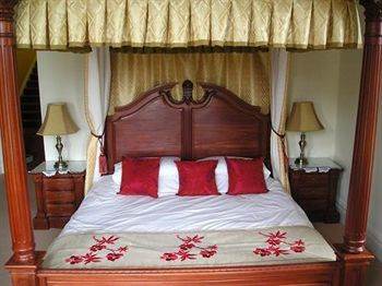 Elmington 4* Torquay